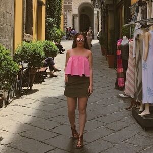 Pink Ruffled Cropped Summer Top